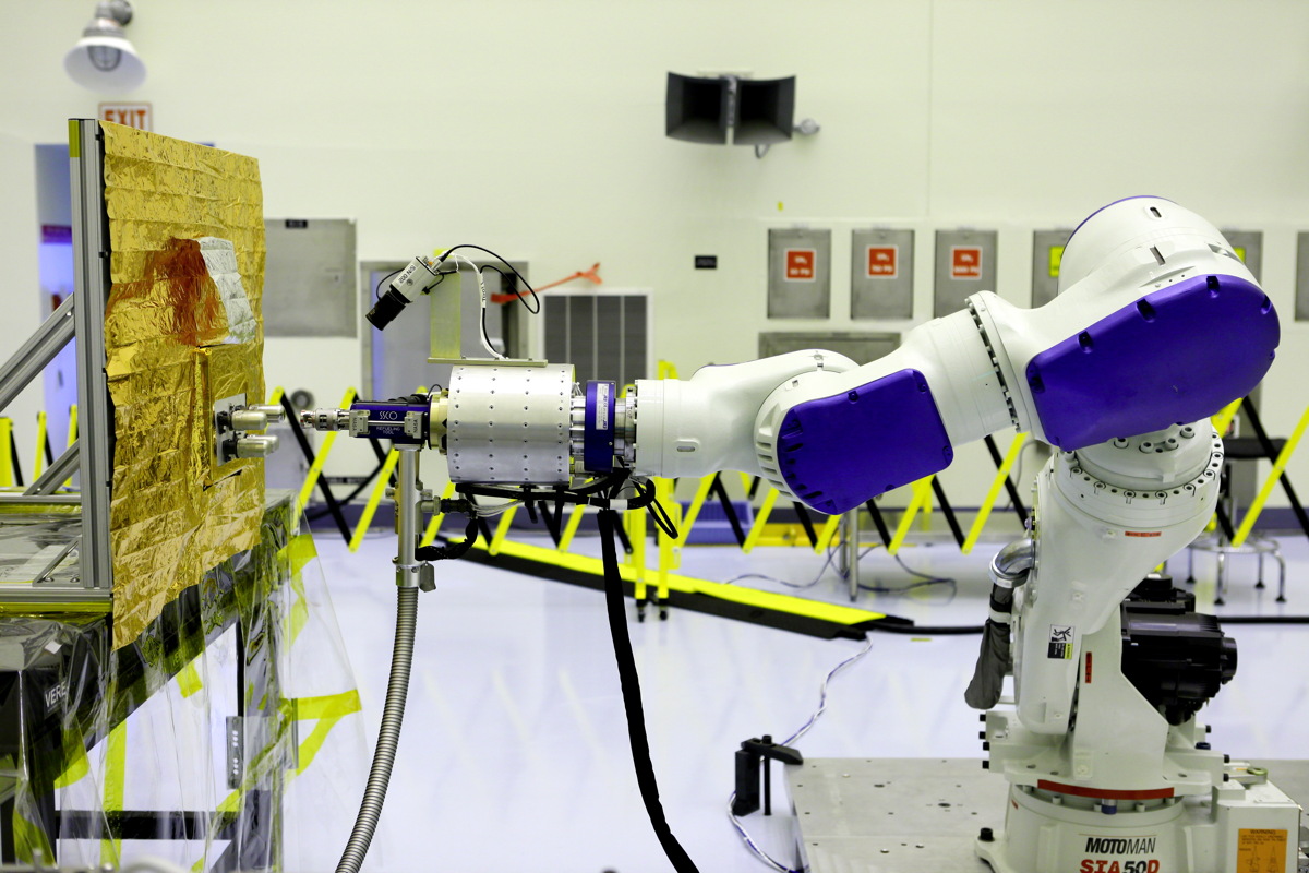 NASA Eyes Robotic Space Gas Stations for Satellites